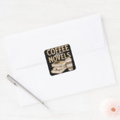 Koffie en roman Grappig  boek lezen Vierkante Sticker (Envelop)