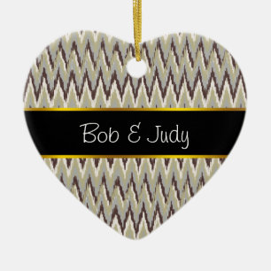 Koffie- en Sage-iKat ZigZag-patroon Keramisch Ornament