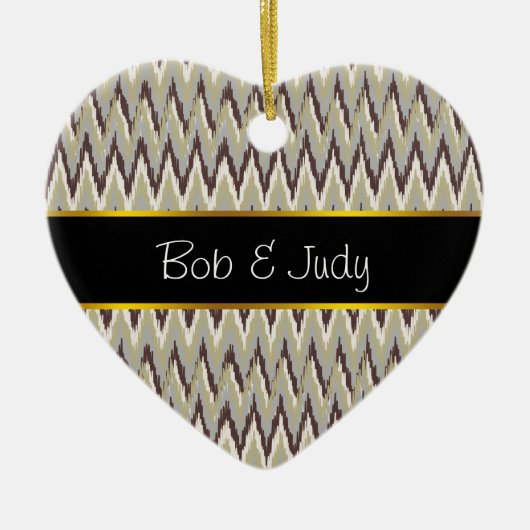 Koffie- en Sage-iKat ZigZag-patroon Keramisch Ornament (Voorkant)