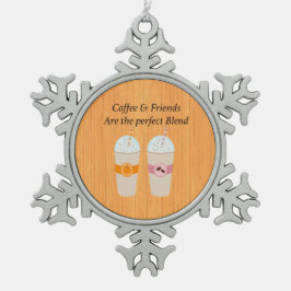 Koffie en vrienden zijn de perfecte overvloed tin sneeuwvlok ornament