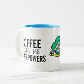 Koffie geeft me superkrachten - Kloey Tweekleurige Koffiemok (Voorkant links)