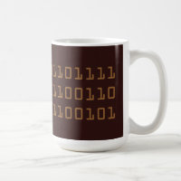 Koffie, geschreven in binaire code mok, bruin