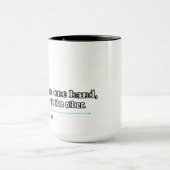 Koffie in de ene hand vertrouwen in de andere mok (Midden)