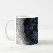 Koffie in de natuur. koffiemok (Links)