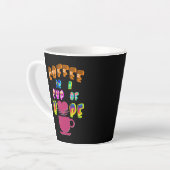 Koffie is een kopje hoop latte mok (Linkerhoek)