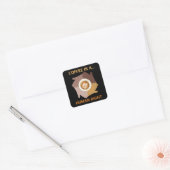 KOFFIE IS EEN... MENSENRECHT VIERKANTE STICKER (Envelop)