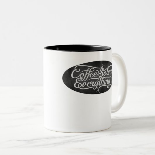 Koffie lost alles op tweekleurige koffiemok (Voorkant rechts)