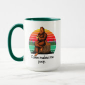 Koffie maakt me poep Bigfoot Sasquatch Funny 15oz Mok (Links)
