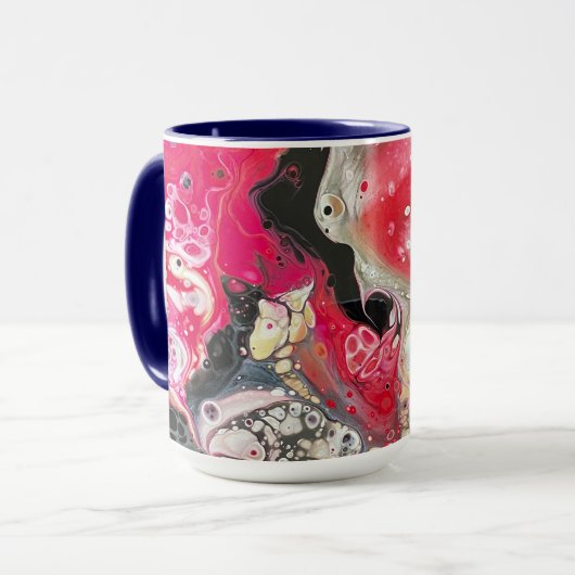 Koffie mok in roze, zwarte en gouden kleuren (Voorkant links)