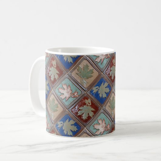 Koffie Mok met Maple leaf Design (Voorkant links)