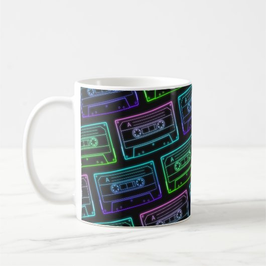 Koffie Mok met Neon Multicolor Cassettepatroon (Links)