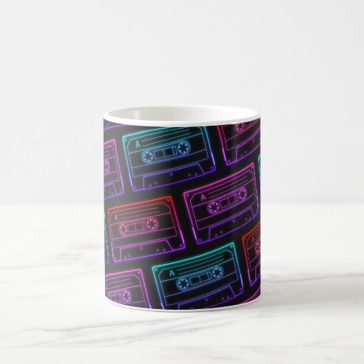 Koffie Mok met Neon Multicolor Cassettepatroon (Center)