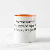 Koffie-mok: Toch bleef ze doorgaan. Tweekleurige Koffiemok (Center)