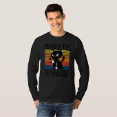 Koffie omdat de moord verkeerd is, zwarte kat t-shirt (Voorkant volledig)