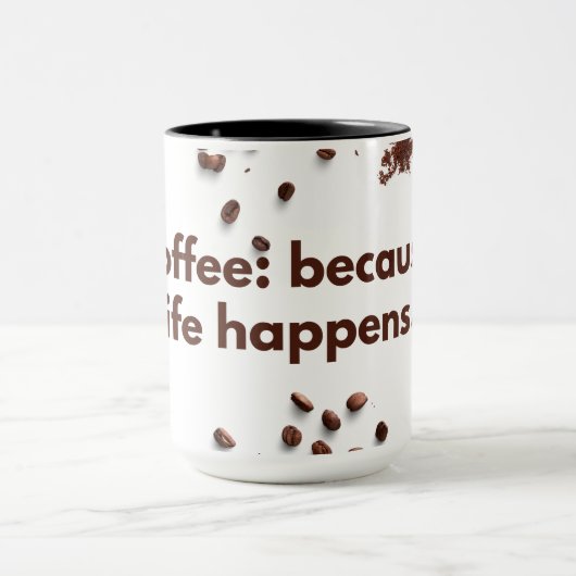 Koffie: omdat het leven gebeurt. mok (Midden)