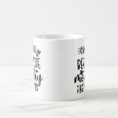 Koffie omdat maandag gebeurt koffiemok (Center)