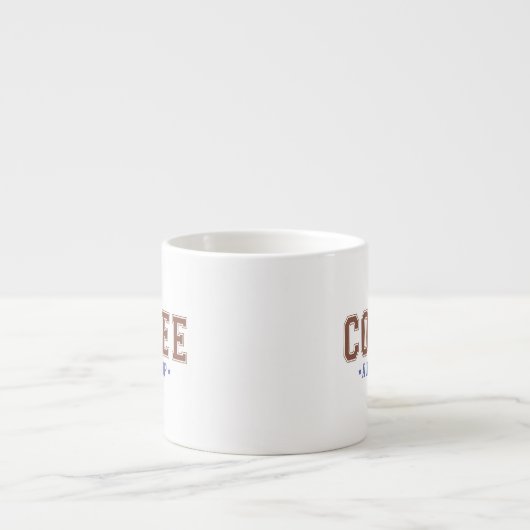 Koffie op een beker Varsity Lettering Espresso Cup Espresso Kop (Voorkant)