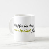 Koffie per dag. Bourbon 's nachts. KoffieMok (Voorkant links)