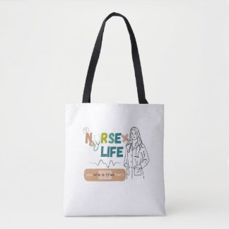 Koffie, scrubs en het redden van levens - Nurse Li Tote Bag