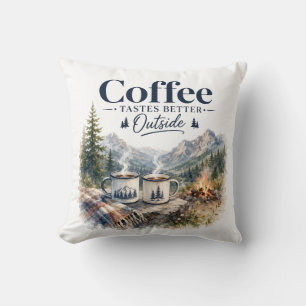 Koffie smaakt beter buiten bij het bergkampvuur kussen