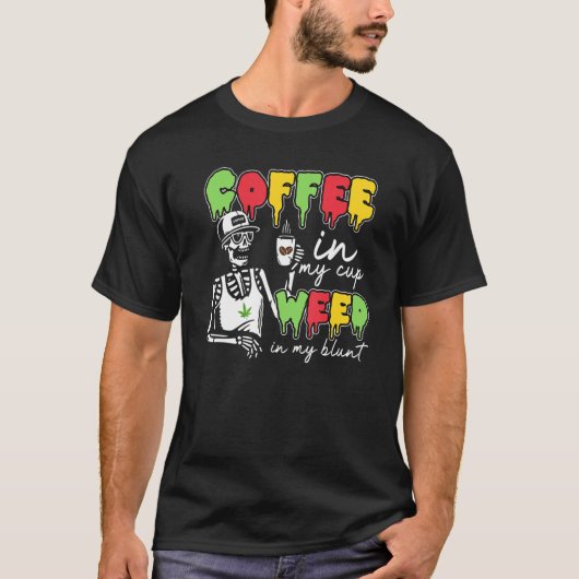 Koffie voor het leven van koffie in mijn kastekoff t-shirt (Voorkant)