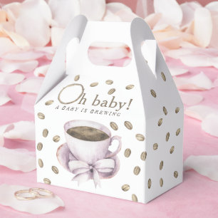 Koffie zetten en een strik Baby shower Bedankdoosjes