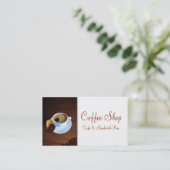 Koffiebeker met hartverwarmd schuim visitekaartje (Staand voorkant)