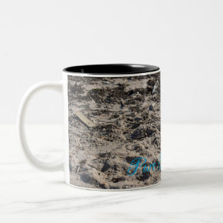 Koffiebeker met zandstrand tweekleurige koffiemok