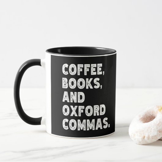 Koffieboeken en Oxford Commas Cool Teacher Grappig Mok (Met donut)