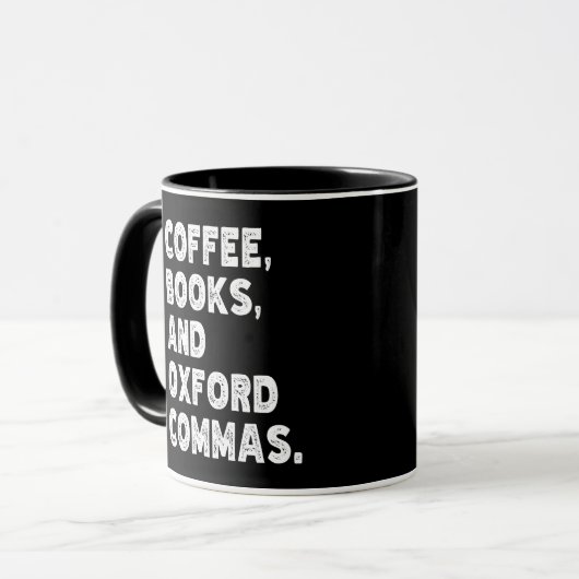 Koffieboeken en Oxford Commas Cool Teacher Grappig Mok (Voorkant links)