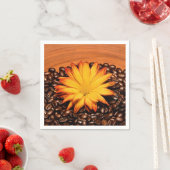 Koffiebonen en Gele Daisy Servet (Insitu)