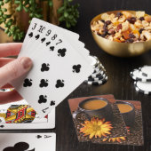 Koffiebonen en gele maaltijd pokerkaarten (Insitu)