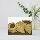 koffiebonen in de koffiezak briefkaart (Staand voorkant)