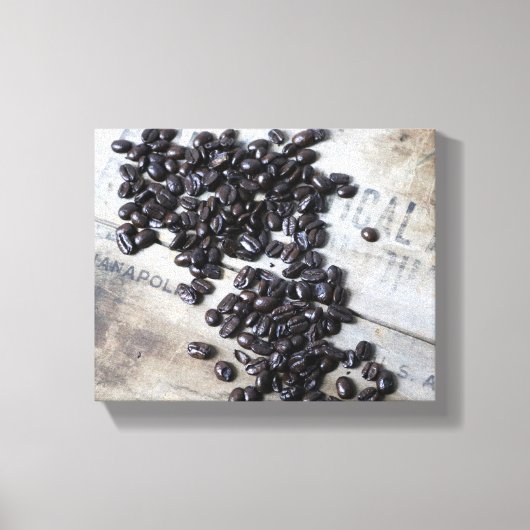 Koffiebonen op een oude kleur met houten krat, 8x1 canvas afdruk (Voorkant)