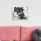Koffiebonen op een oude kleur met houten krat, 8x1 canvas afdruk (Insitu (Woonkamer))