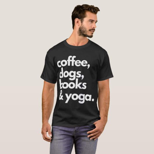 Koffiehonden boeken Yoga Mijn favoriete dingen T-shirt (Voorkant volledig)