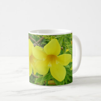 Koffiekop met gele bloemen koffiemok