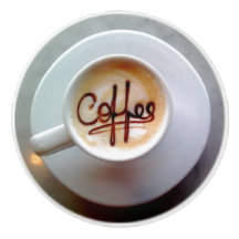 Koffiekopje en koffie met saucer