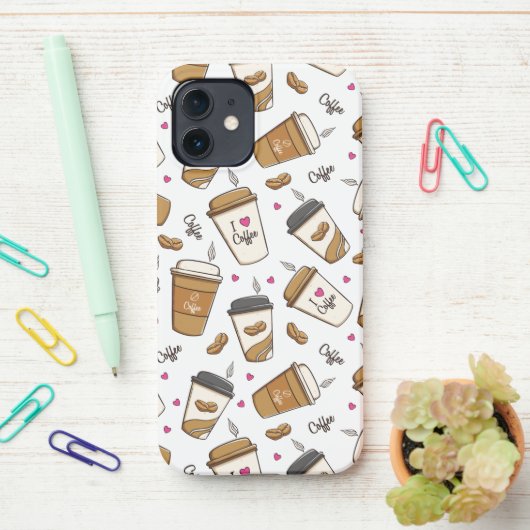 Koffiekopjes, koffiebonen, koffieliefhebber, harte iPhone hoesje (Op bureau)