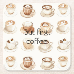 Koffiekopjes met room kartonnen onderzetters