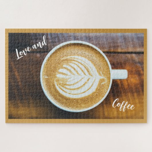 Koffielatte met bladschuim op hout legpuzzel (Horizontaal)