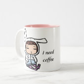 Koffieverslaafde bunny tweekleurige koffiemok (Voorkant links)