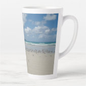 Kogelstrand met zeegarren latte mok (Rechts)