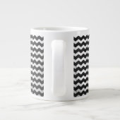 Kohl Black Chevron Pattern Grote Koffiekop (Achterkant)