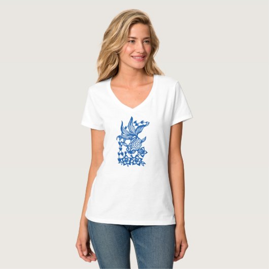 Koi Fish gerekend tot de blauwe bloemen T-shirt (Voorkant volledig)