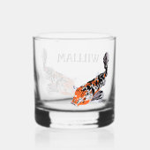Koi Fish Illustratie in Sinaasappel Gepersonalisee Whisky Glas (Achterkant)