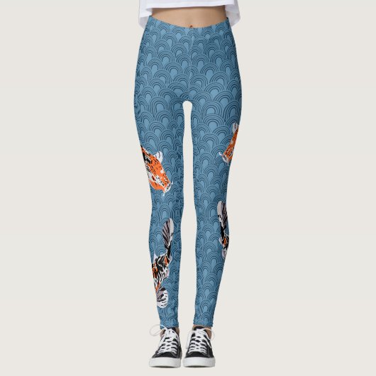 Koi Fish Illustrations on Blue Waves Patterned Leggings (Voorkant)