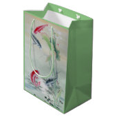 Koi Fish met Lotus Medium Cadeauzakje (Achterkant Gekanteld)