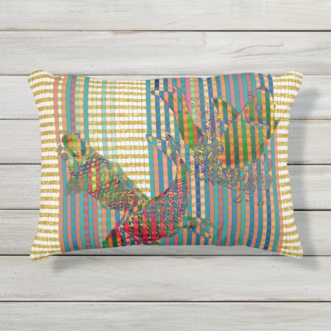 Koi Outdoor Accent Pillow 16 x 12 inch Buitenkussen (Voorkant)