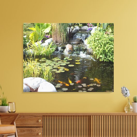 Koi Pond met Waterfall Canvas Afdruk (Insitu (Woonkamer))
